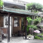 コーヒールームバンダ - お店の外観です