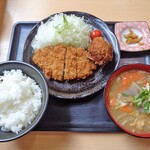 Tonkatsu Katsumi - ロース＆メンチカツ定食（ご飯大盛り・豚汁変更）