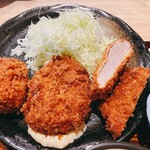 とんかつ＆エビフライ 囲炉裏 - 