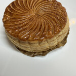 パティスリー・パリセヴェイユ - ガレット・デ・ロワに似てるよね？ピティビエ　600円。