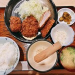 とんかつ＆エビフライ 囲炉裏 - 