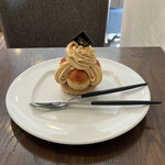 パティスリー・パリセヴェイユ - サントノーレキャラメル　800円。