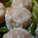 新シン - 大きな蒸籠でやってきた大きなシューマイ