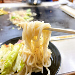 お好み焼 ぶうにゃん - うどんですよ(*´д｀*)
県内でいちばん細いかも