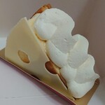 OKASHIBIYORI - なめらかチーズケーキ　380円