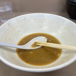 庵悟 - 完飲一歩手前でストップ。こういう細かい積み重ねがラーメン健康生活には大切。