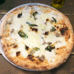 Il Germe - 阿奇乌盖（沙拉和饮品附赠￥1540）。主角是凤尾鱼、罗勒和奶酪。