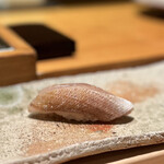 匠 進吾 - 春子鯛。ふっくらしてきた。