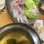 Meshi To Sake Kuchinashi - 魚のお鍋