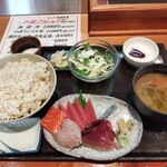 魚がし - 2023年1/12に食べた【お刺身定食】850円