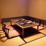 湖月 - 掘りごたつ式の個室座敷