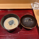 銀座 しのはら - 白味噌のお雑煮  濃厚な蓬餅 なめこ