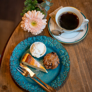 7 Rooms Hotel & Cafe_0