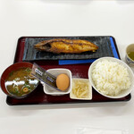 四日市ヒモノ食堂 - 真鯖干物（半身）定食750円＋ご飯大盛100円　