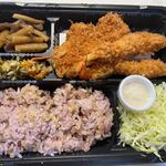 Tonkatsu Hamakatsu - エビフライとヒレカツ弁当１２００円。