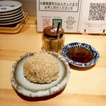 大衆食堂 bee - もち米肉シュウマイ 209円