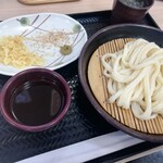 さぬきうどんの駅 綾川 - ざる小 360円   