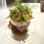 Alternative - 山鳩のガランティーヌ、フォアグラのテリーヌ、ホオズキのソース、インゲン、キンカン。