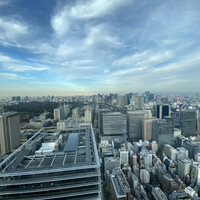 ザ タヴァン グリル＆ラウンジ - 