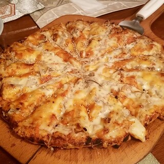 Bons Rapports - 料理写真:自家製きんぴら味噌のピザ