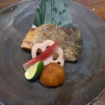 迦陵 - スズキの塩焼き