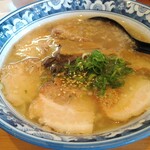  麺やえい吉 - チャーシューラーメン　¥800