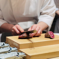 肉割烹 上 - 