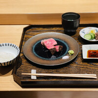肉割烹 上 - 