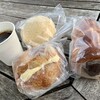 Suriru - 買ったパン達と、サービスコーヒー