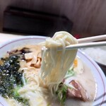 Noodle&Kitchen Warudo - ストレート麺