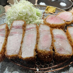 tonkatsu.jp - 天城黒豚ロース（特上）＋どろぶたヒレ