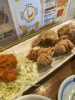 Miyoshino Shokudou - 唐揚げは塩とタレがありましたが塩の方が唐揚げ本来の味が楽しめます