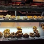 バイエルン 福岡 - また店内では福岡のパンの名店サイラーのパンも販売されて食べる事もできます