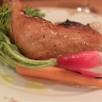 Ristorante SHIKAZAWA - いわい鶏骨付きモモ肉と新じゃがいものアルフォルノ1350円
