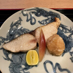 茜坂大沼 - 鰆のおろし添え