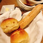 Peter Luger Steak House Tokyo - 美味しいパン。しかし食べ過ぎない方が良い。