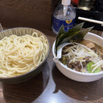 麺舗 十六 - 