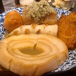 Toridashi Oden Nerimon - おでん　五種盛り合わせ1100円　この五種は、選べるみたいですね～でもやっぱ車麩外せない( *´艸｀)