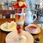 Akameru - ■苺パフェ ～和のかほりを添えて～(R5.1月)
                        ■とちおとめ苺のショートケーキ