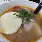 魚べい - トマトチーズ味噌ラーメン380円