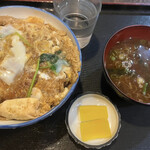 太田屋 - カツ丼750円