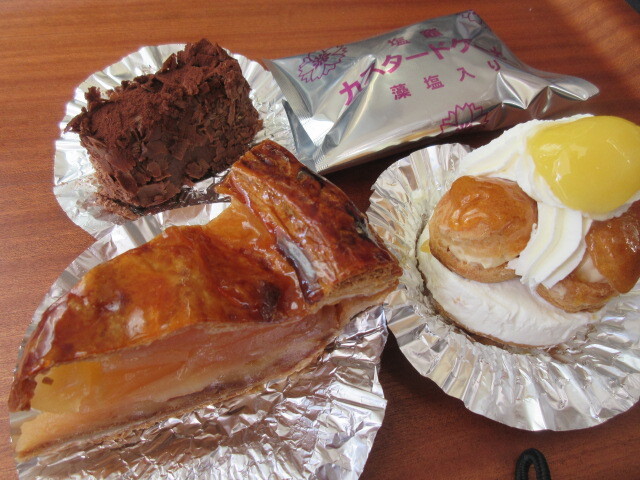 サントノーレ - 本塩釜（ケーキ）の写真