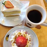 My Home Coffee, Bakes, Beer - ■ショートケーキパンナコッタ
      ■いちごのショートケーキ
      ■シングルオリジンコーヒー