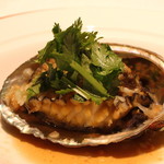 龍天門 - 生猛鮑仔蠔油煮　活トコブシのオイスターソース煮込み