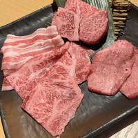 近江うし焼肉 にくTATSU 銀座店 - 