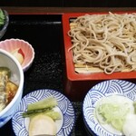 手打ちそば おかめ - 料理写真: