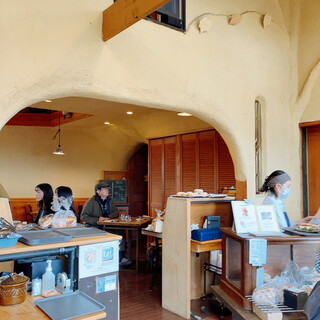 パン工房レストラン メガネ_2