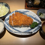 Tonkatsu Kagurazaka Sakura - 桜山豚ロースかつ定食