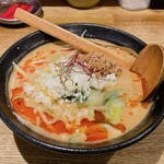 Menya Maiko - 白胡麻担々麺餃子セット