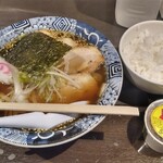 めん蔵+GOMAZO - チャーシュー麺(大)+納豆まんま